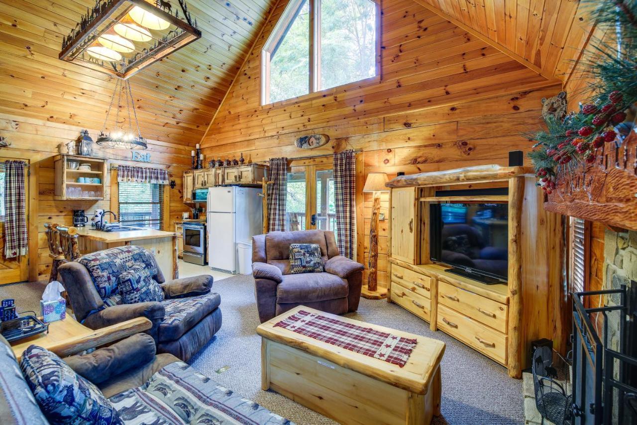 Sevierville Cabin With Wraparound Deck And Lake Access Exterior foto